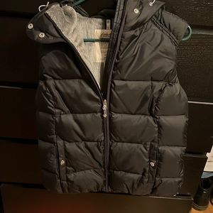 Eddie Bauer puffer down vest.